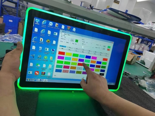 PCAP écran tactile écran LCD de 10,1 pouces à 98 pouces avec intégré des lumières LED colorées pour la machine de jeu