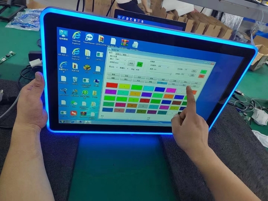 PCAP écran tactile écran LCD de 10,1 pouces à 98 pouces avec intégré des lumières LED colorées pour la machine de jeu