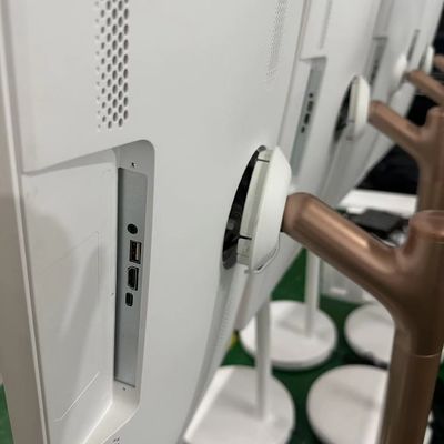 32 pouces Stand Portable Smart Interactive Touch Kiosque mobile sans fil LCD écran tournable