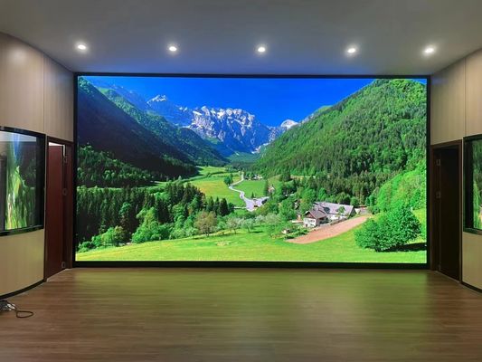 COB Mini LED HD Affichage direct Téléviseur LED intérieur pour réunion de bureau intelligent 135 &quot; Grand écran