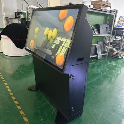 Écran tactile de 55 pouces stand kiosque moniteur LCD Pcap avec ordinateur i7 intégré