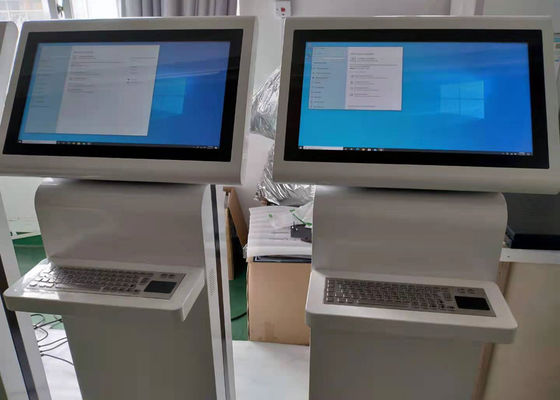 Multimédia debout libres de kiosque annonçant le joueur RS232 blanc avec le clavier